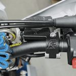 Хомут машинки переднего тормоза с упором к рулю Braktec